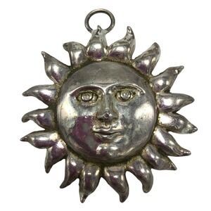 Carolee Silver Tone Sun Pendant Brushed Metal Jewelry Necklace Designer